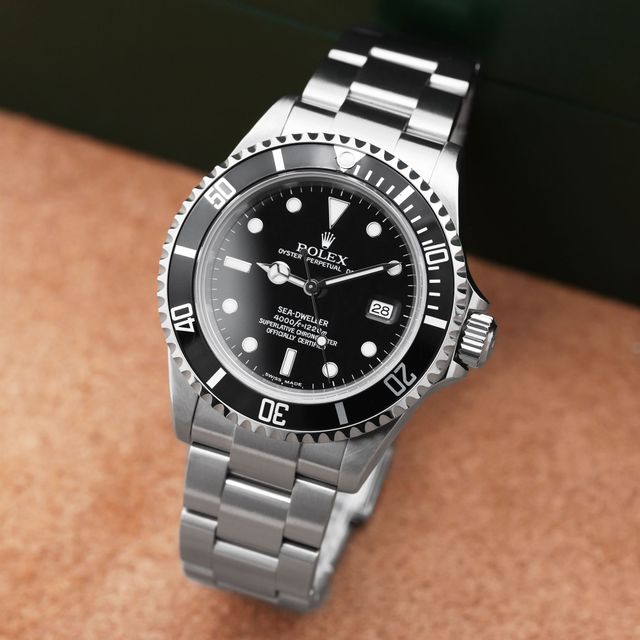 Rolex Sea-Dweller 16600 Image 2